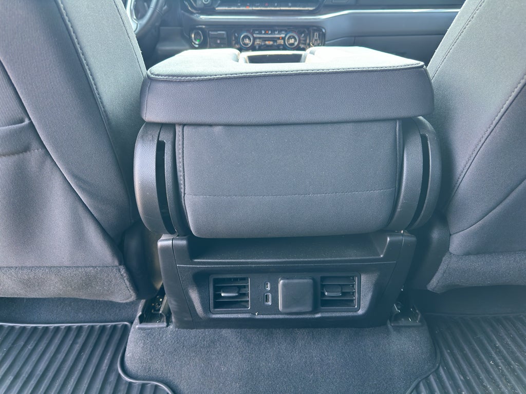 2023 Chevrolet Silverado 1500 4WD Crew Cab Standard Bed LT