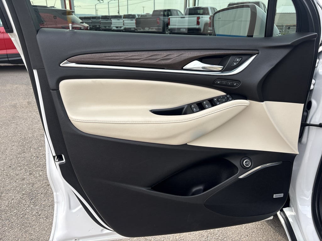 2022 Buick Enclave AWD Avenir