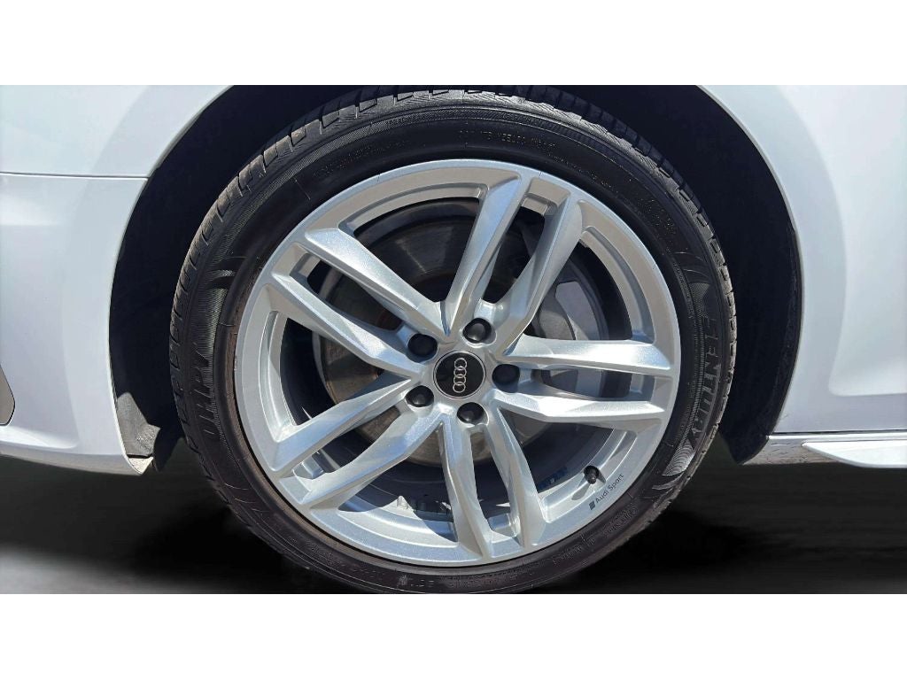 2024 Audi A4 Premium Plus 45 TFSI S line quattro S tronic