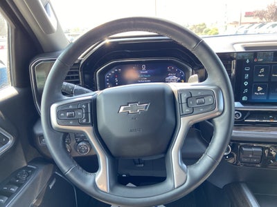 2025 Chevrolet Silverado RST
