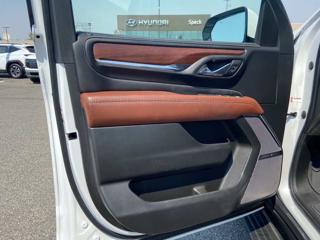 2023 GMC Yukon Denali Ultimate