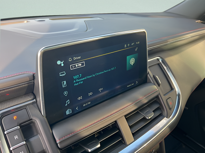 2024 Chevrolet Suburban RST