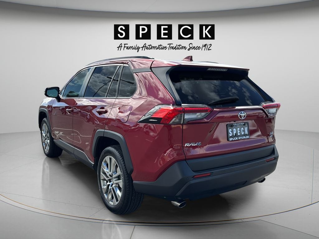 2019 Toyota RAV4 XLE Premium