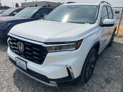 2023 Honda Pilot Touring