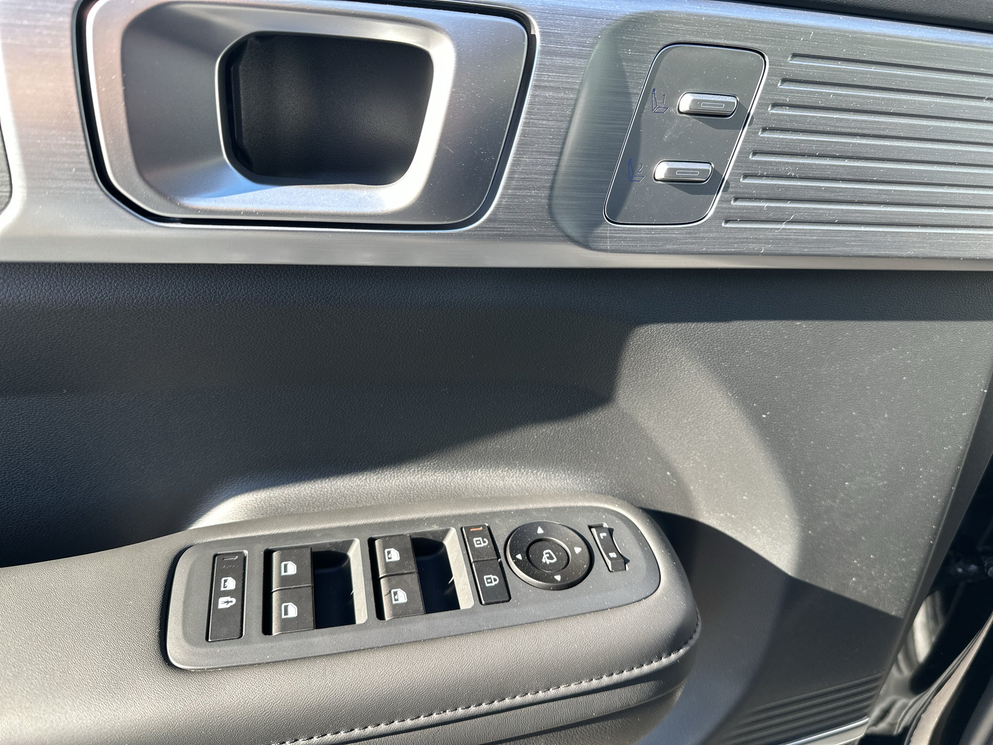 2027 Hyundai Santa Fe Hybrid Limited 7P
