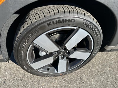 2027 Hyundai Santa Fe Hybrid Limited 7P