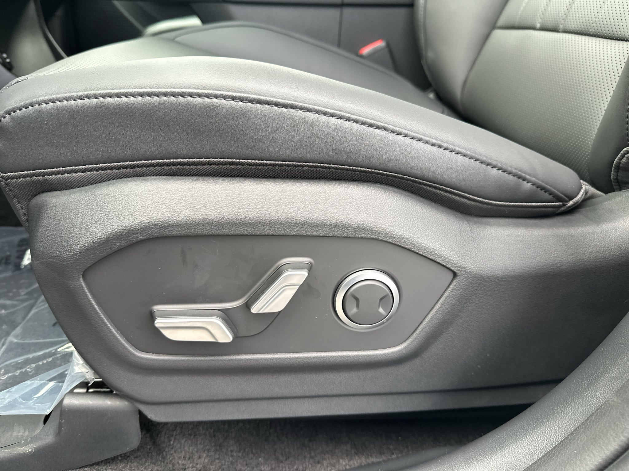 2027 Hyundai Santa Fe XRT