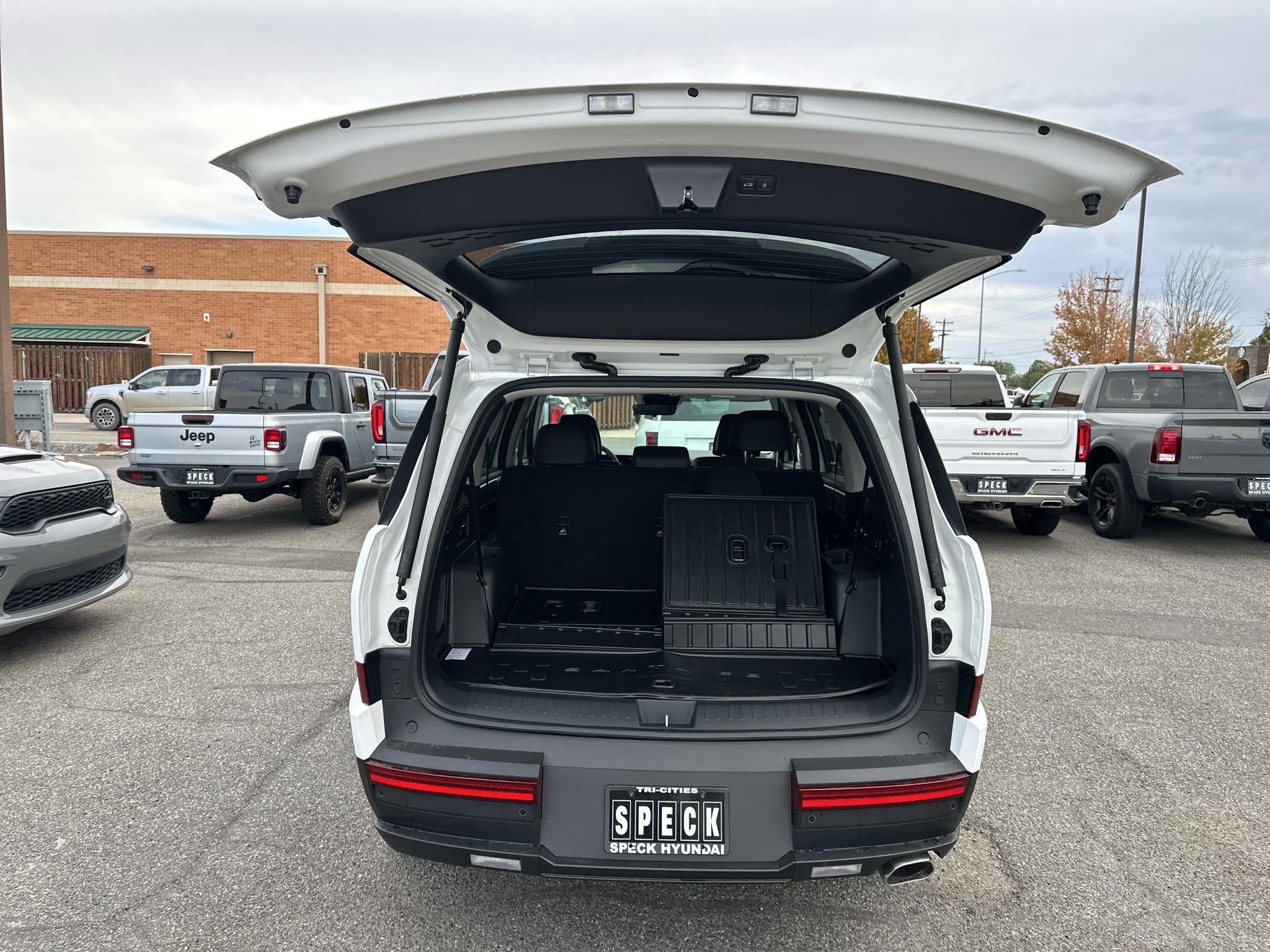 2027 Hyundai Santa Fe XRT