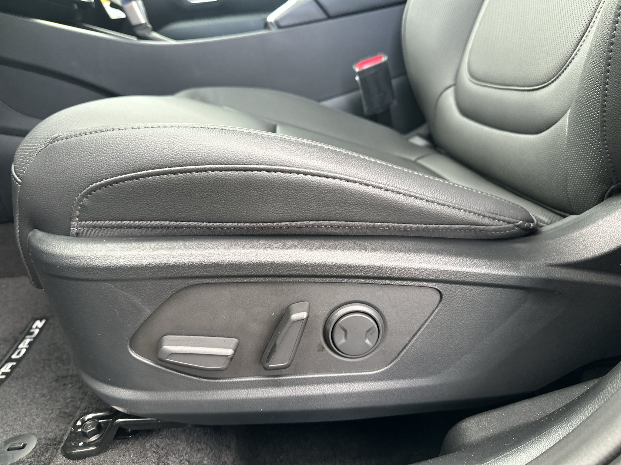 2027 Hyundai Santa Cruz SEL Activity