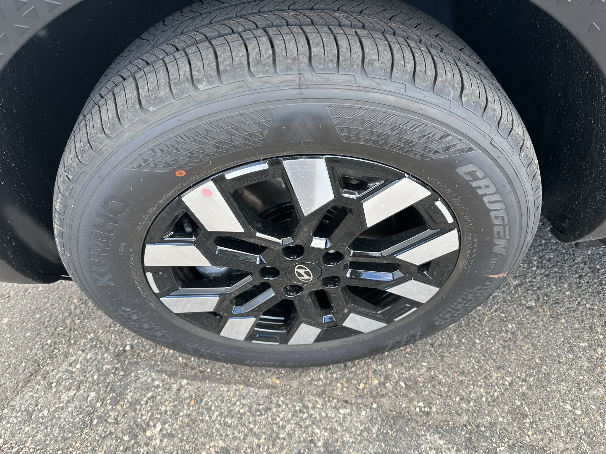 2027 Hyundai Santa Cruz SEL Activity