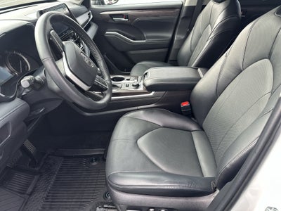 2022 Toyota Highlander Limited