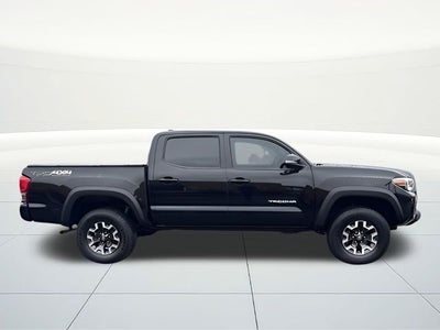 2017 Toyota Tacoma SR5 V6