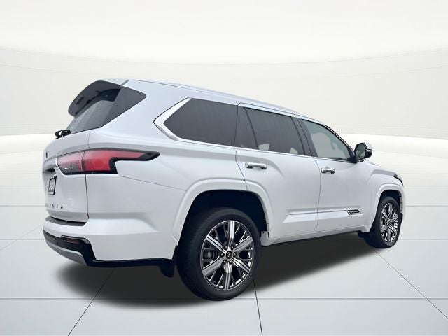 2024 Toyota Sequoia SR5
