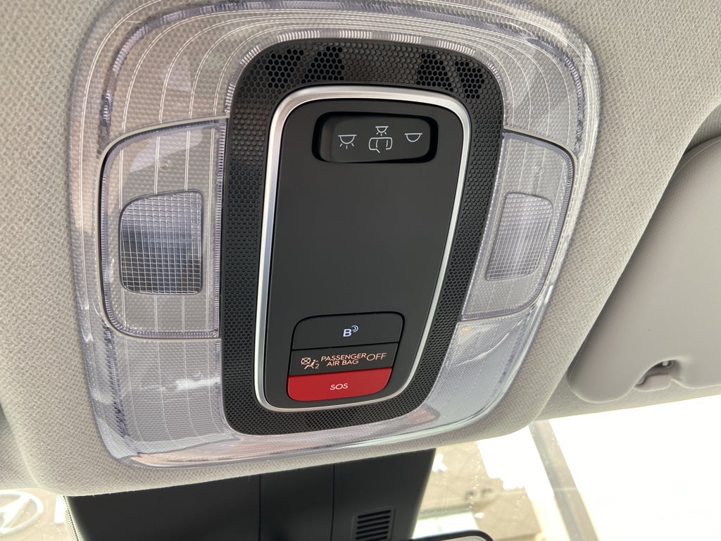 2027 Hyundai Kona SE