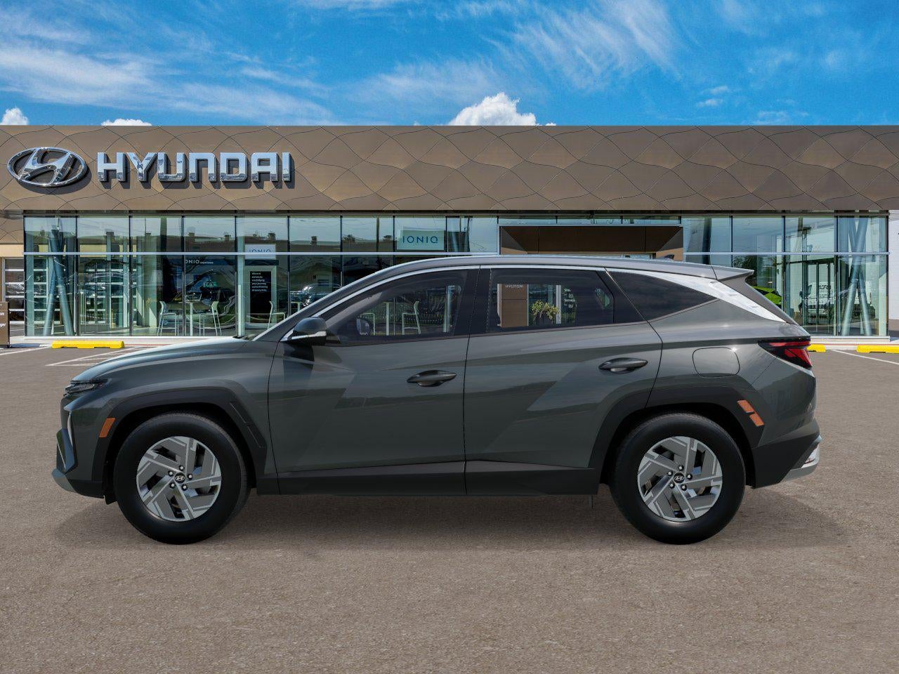 2026 Hyundai Tucson Blue SE