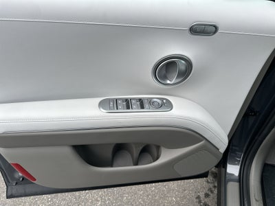 2026 Hyundai Palisade Hybrid SEL Premium 8P