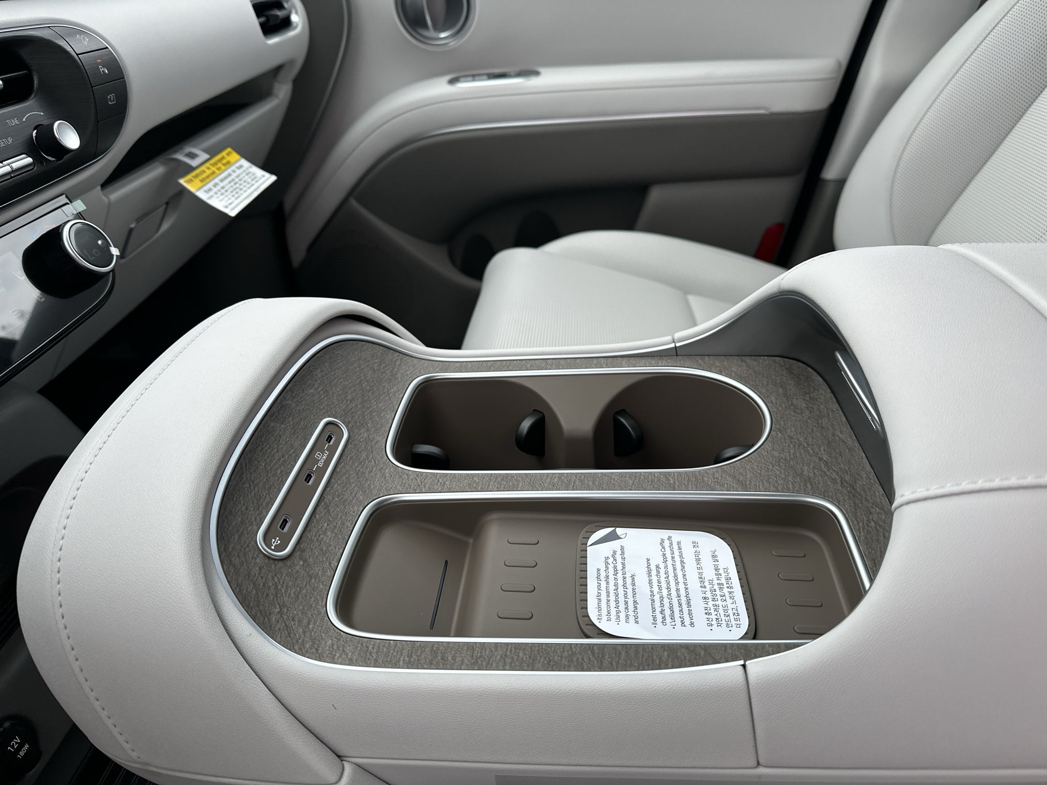 2026 Hyundai Palisade Hybrid SEL Premium 8P