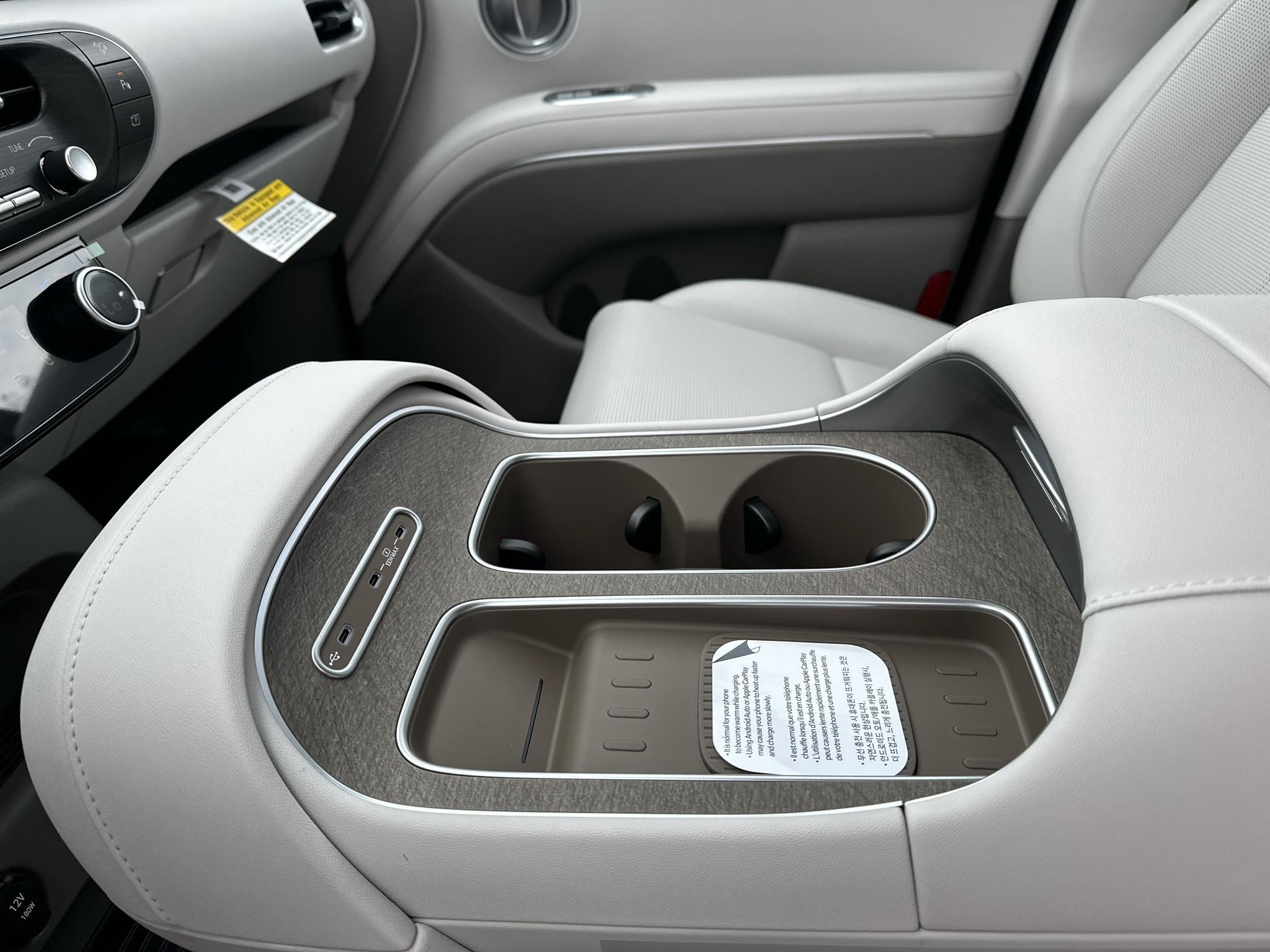 2026 Hyundai Palisade Hybrid SEL Premium 8P