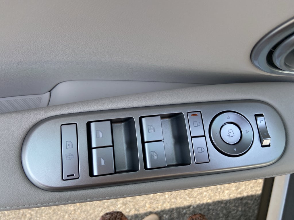 2026 Hyundai Palisade Hybrid SEL Premium 8P