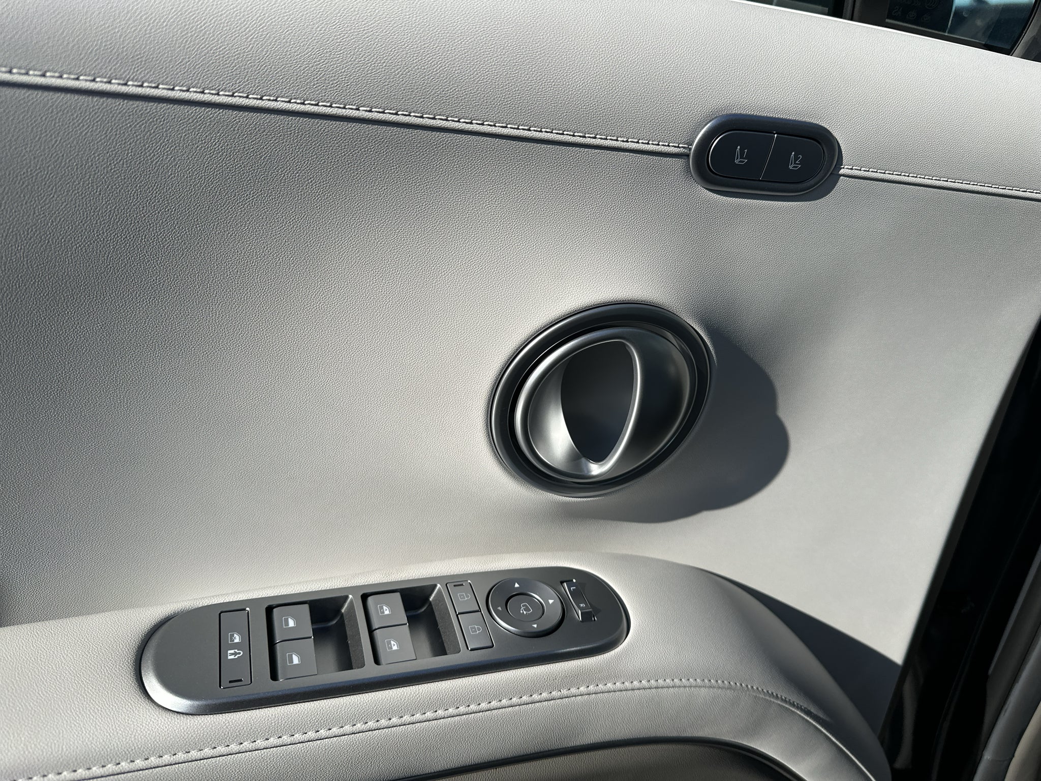 2027 Hyundai Palisade Hybrid Limited 7P