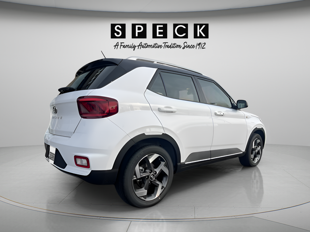 2026 Hyundai Venue SEL w/Two-Tone Roof