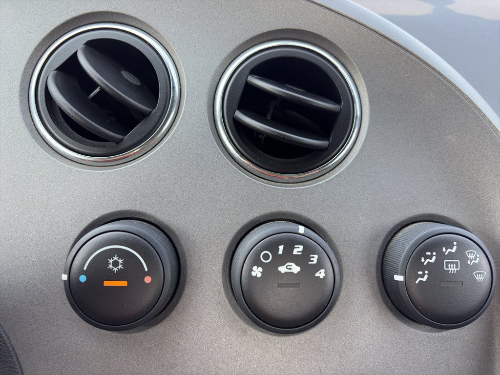 2008 Pontiac Solstice Base