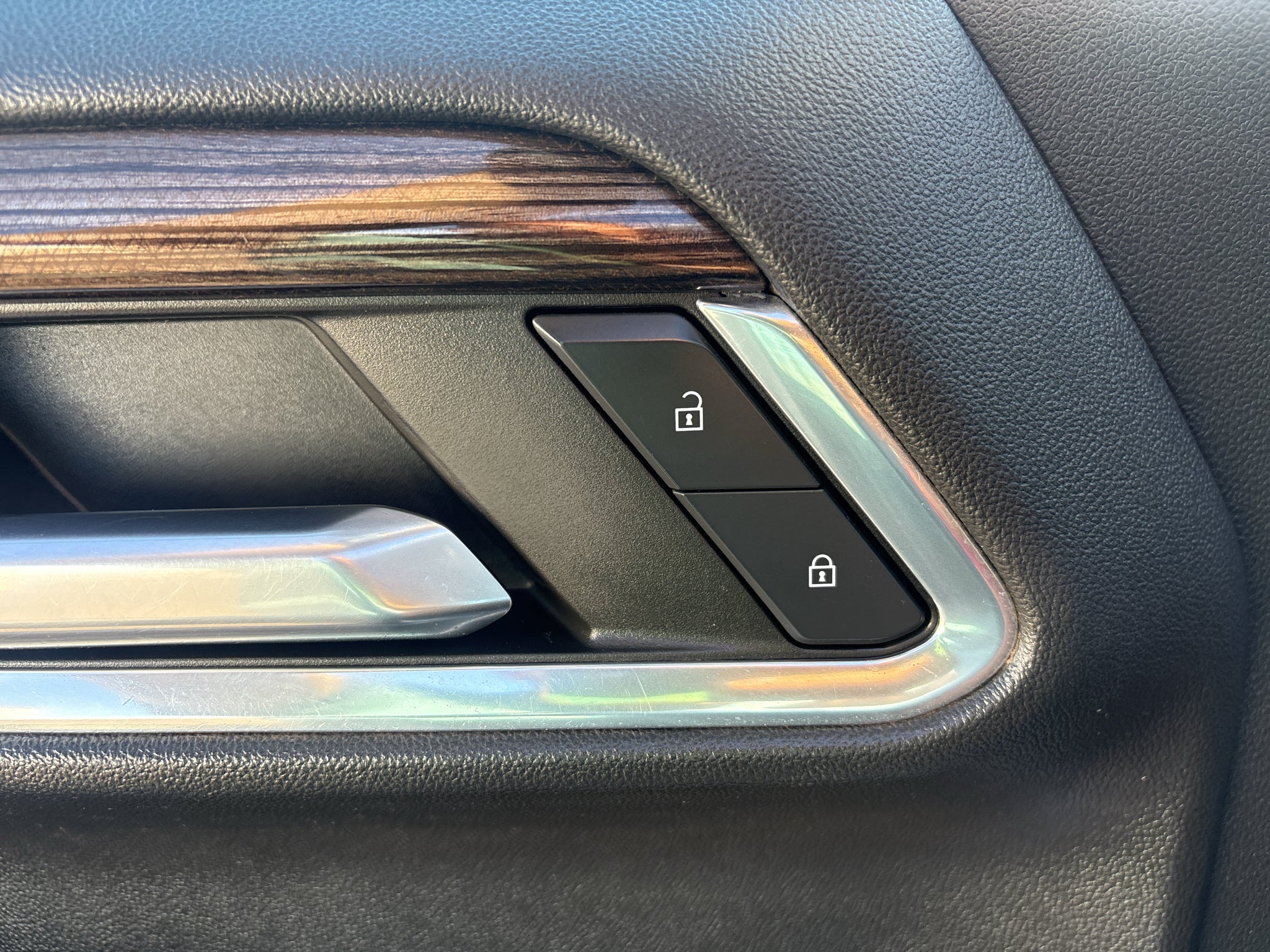 2024 Chevrolet Silverado LT
