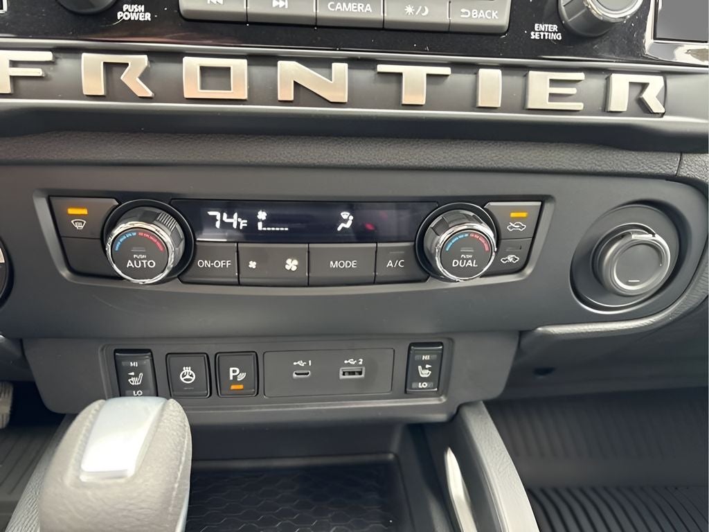 2026 Nissan Frontier Crew Cab SV