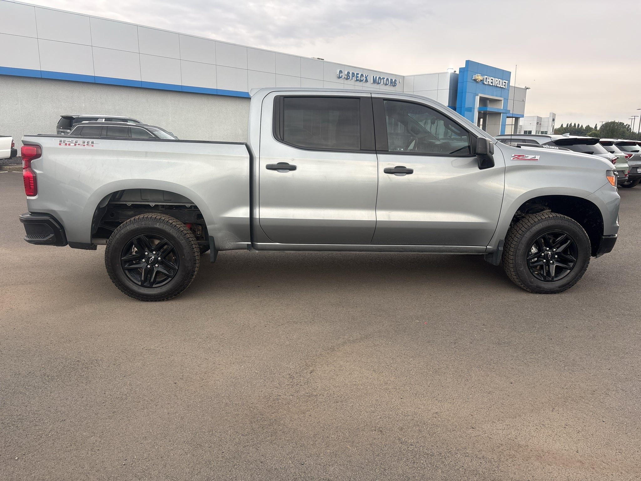 2024 Chevrolet Silverado Custom Trail Boss