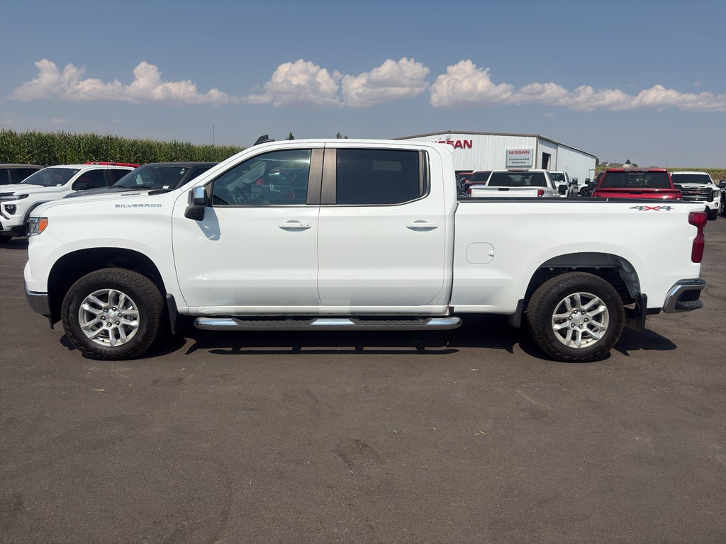 2024 Chevrolet Silverado LT
