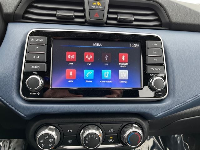 2025 Nissan Versa SV