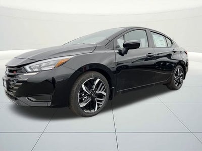 2025 Nissan Versa SR