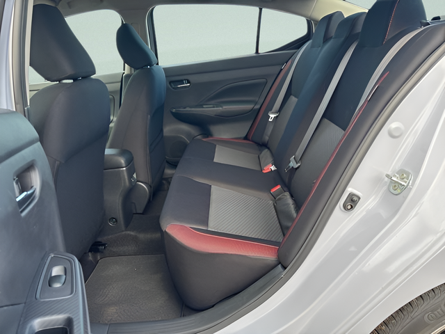 2025 Nissan Versa SR