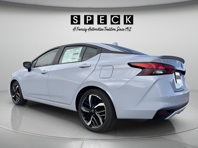 2025 Nissan Versa SR