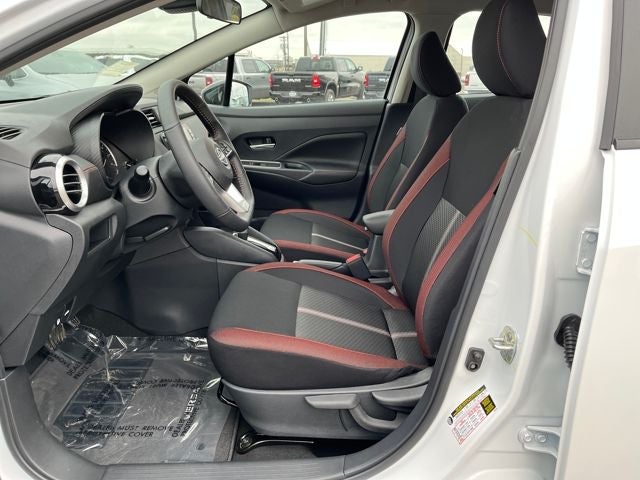 2025 Nissan Versa SR