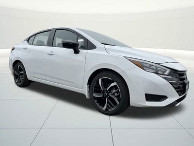 2025 Nissan Versa SR