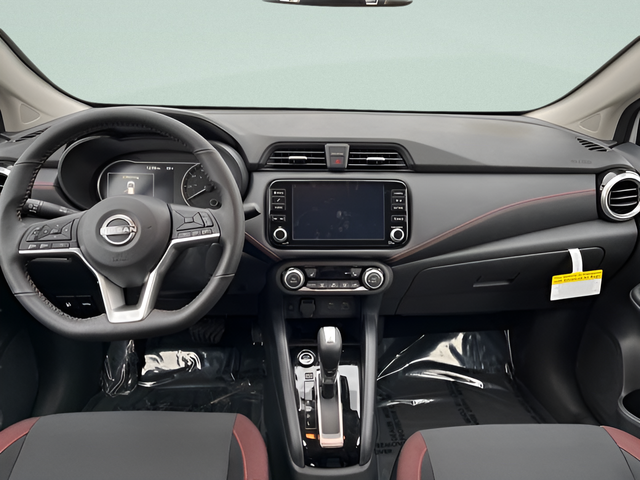 2025 Nissan Versa SR