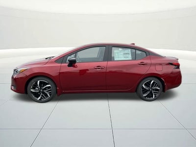 2025 Nissan Versa SR