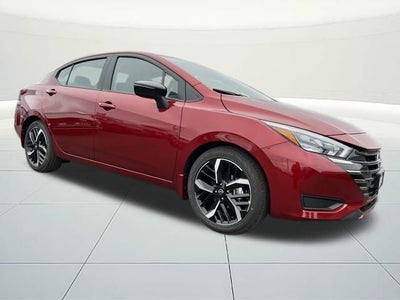2025 Nissan Versa SR