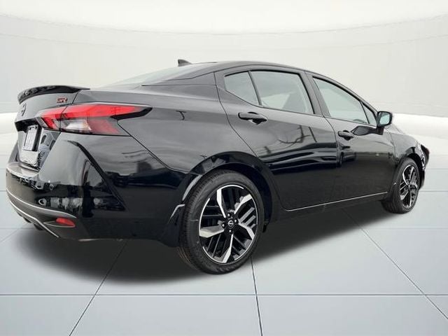 2025 Nissan Versa SR