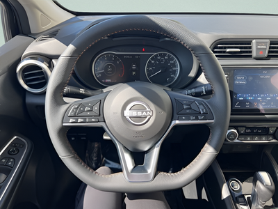2025 Nissan Versa SR