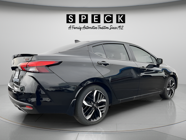 2025 Nissan Versa SR