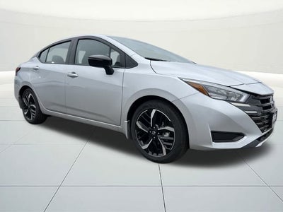 2025 Nissan Versa SR
