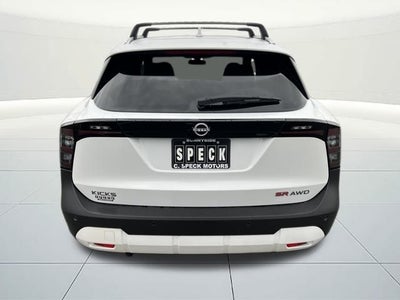 2025 Nissan Kicks SR