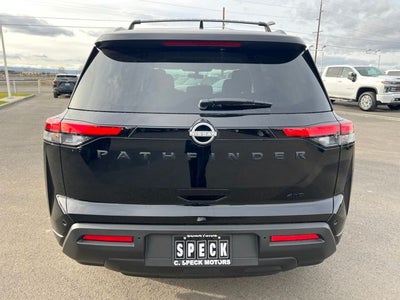 2025 Nissan Pathfinder SV