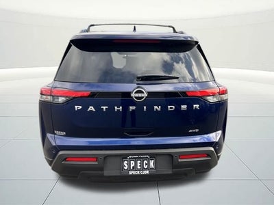 2025 Nissan Pathfinder SV