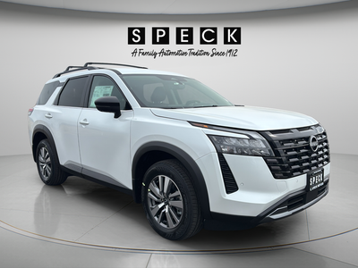 2026 Nissan Pathfinder SL