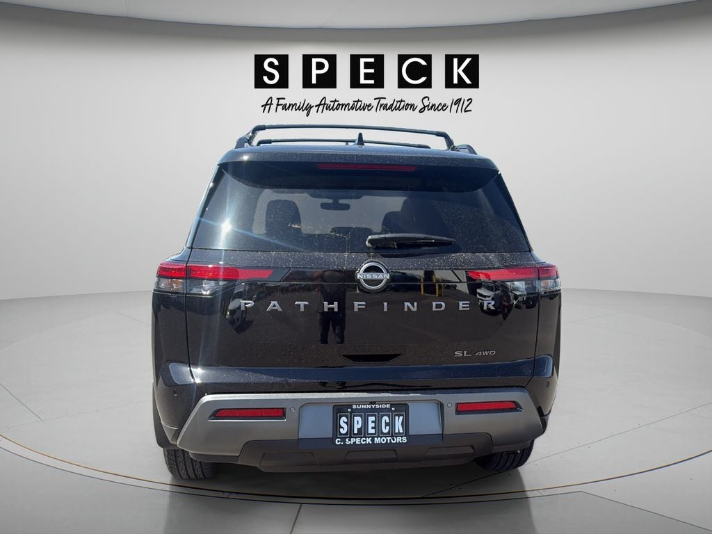 2026 Nissan Pathfinder SL