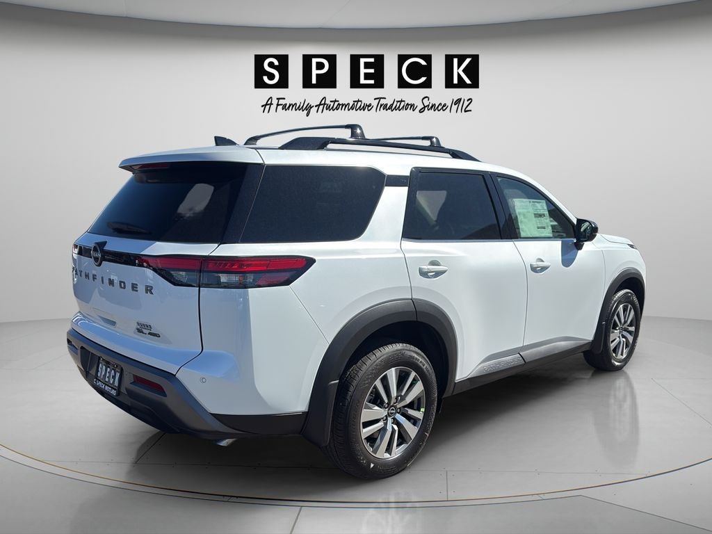 2026 Nissan Pathfinder SL