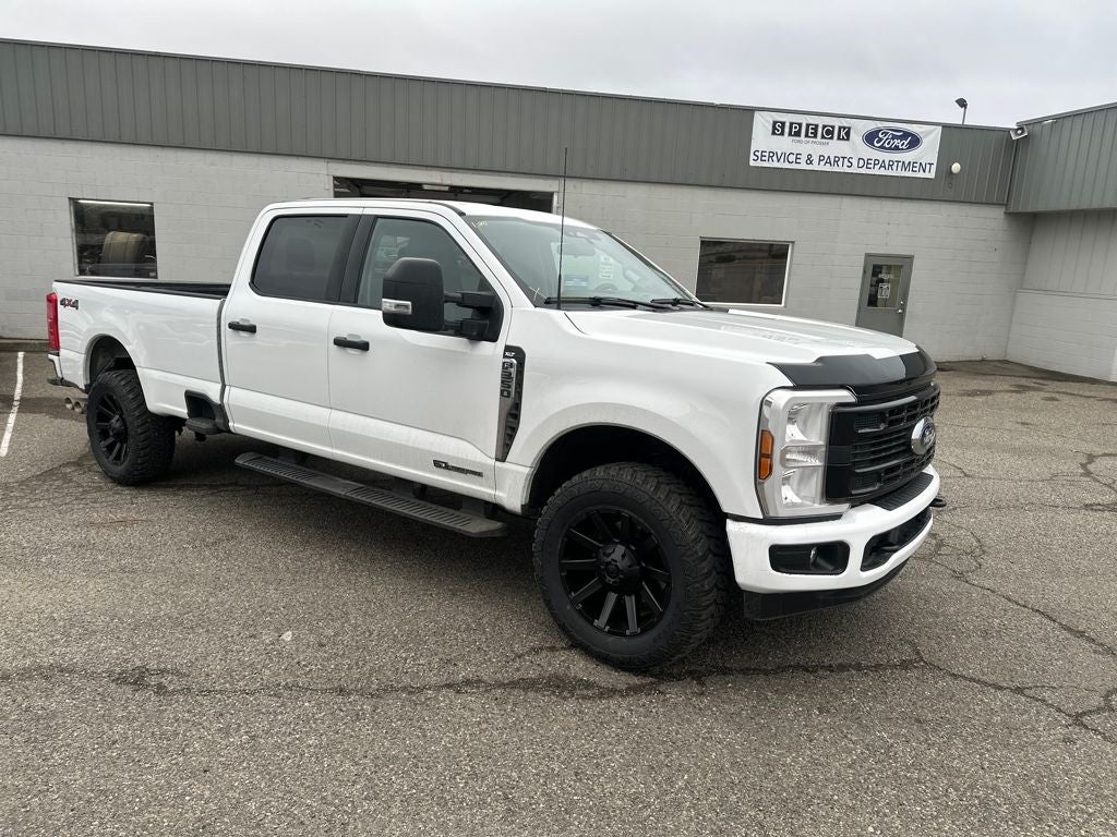 2024 Ford F-350SD XLT